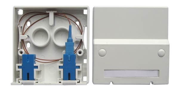 SOCAMONT PRISE TERMINALE FTTX 2 PORTS POUR TRAVERSEES DE CLOISON SC SIMPLEX