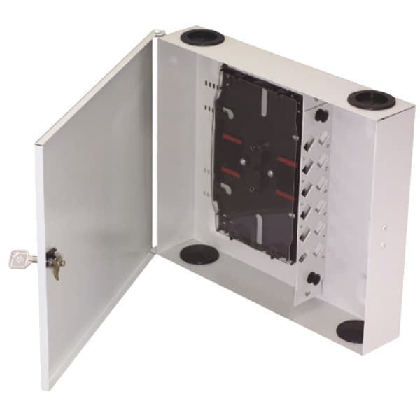 SOCAMONT BOITIER FTTX PBO 24 PORTS POUR TRAV DE CLOISON SC SIMPLEX/LC DUPLEX